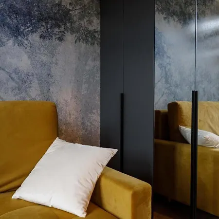 Chic - Cozy And Stylish - Center - Jp33